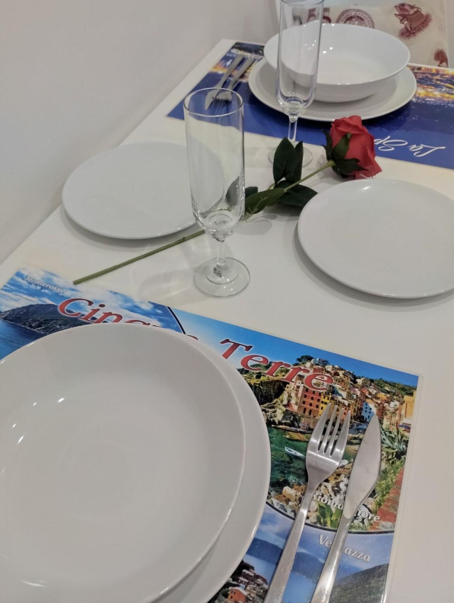 Casa Vacanze Andrea La Tua Base Per Visitare Il Mare Delle Cinque Terre Apartment La Spezia Bagian luar foto